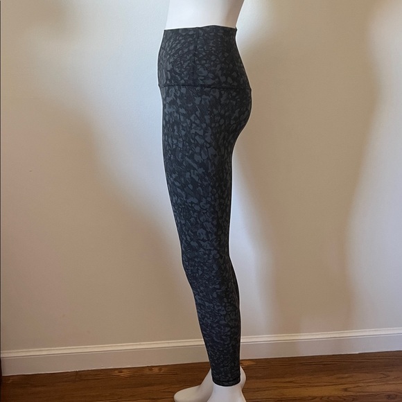 lululemon Align High-Rise Leggings - Picture 6 of 14